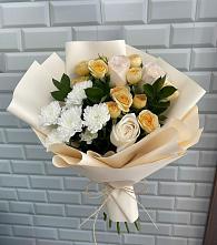 Букет цветов из:  Розы и Хризантемы в Ровное