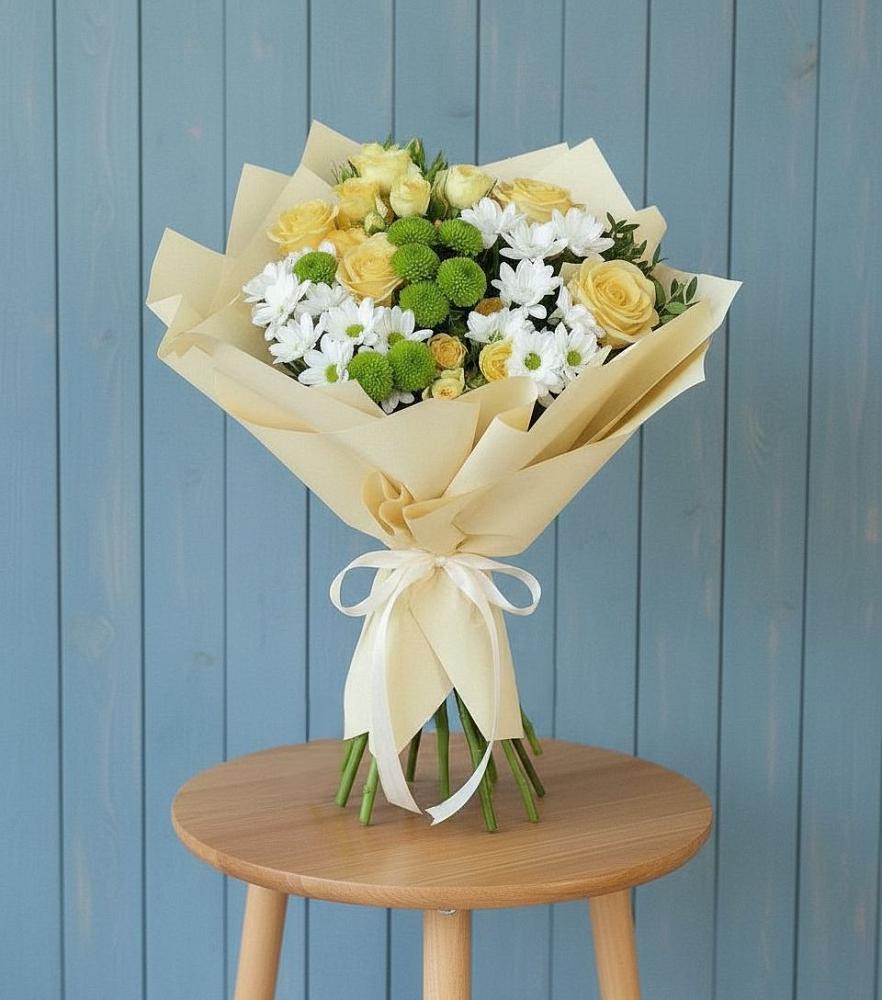Букет цветов из: Хризантемы и Розы в Ровное