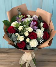 Букет цветов из:  Розы и Альстромерии в Ровное