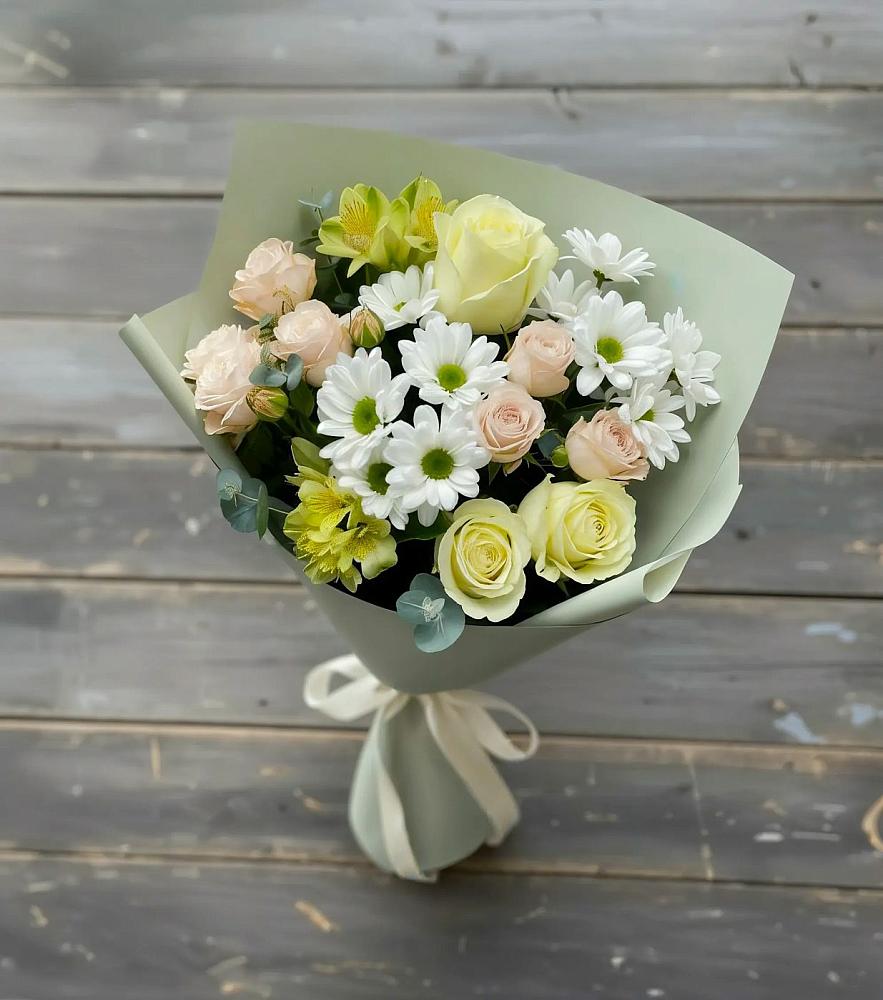 Букет цветов из: Альстромерии, Розы и Хризантемы в Ровное