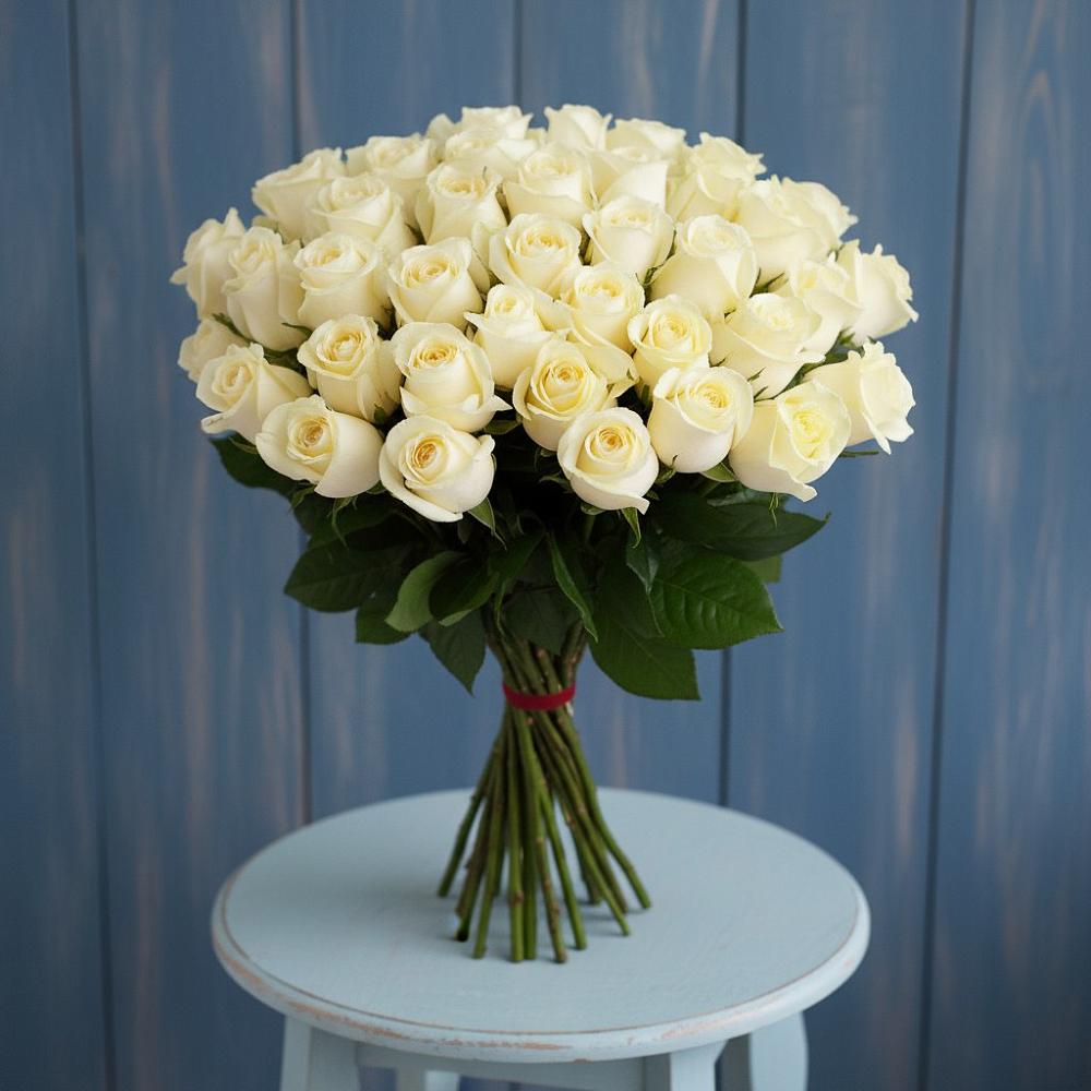 Букет 51 Белая роза Эдлесс Лав в Ровное