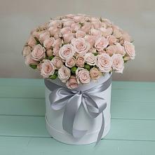 Цветочная композиция из Розы в шляпной коробке в Ровное