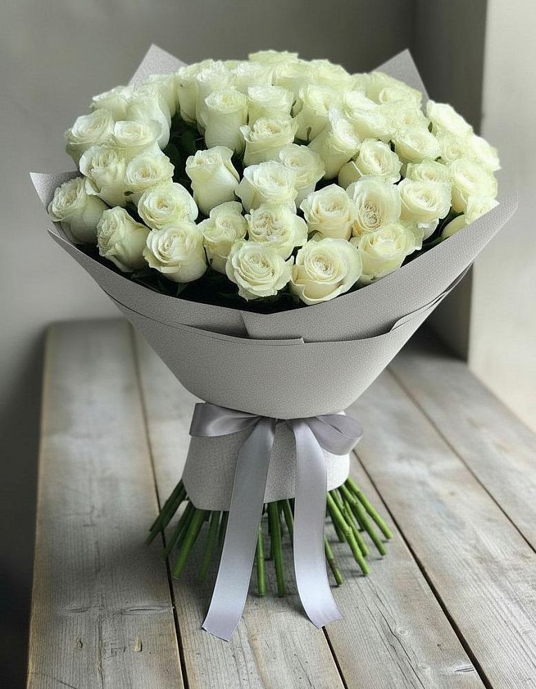 Букет 35 Белых роз в Ровное