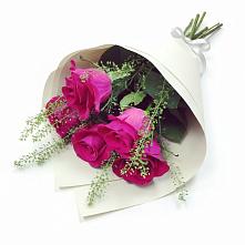 Букет цветов из:  Розы в Ровное