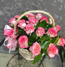 Цветочная композиция из Розы в корзине #REPLACE_PRED# Ровное