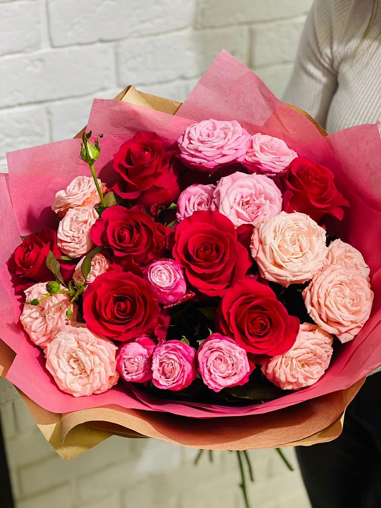 Букет цветов из: Розы в Ровное