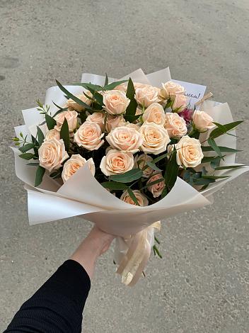 Букет Кремовые розы Латте в Ровное