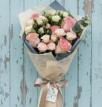 Букет цветов из:  Розы в Ровное