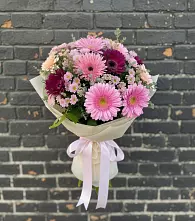 Букет цветов из:  Герберы и Хризантемы #REPLACE_PRED# Ровное
