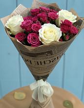 Букет цветов из:  Розы #REPLACE_PRED# Ровное