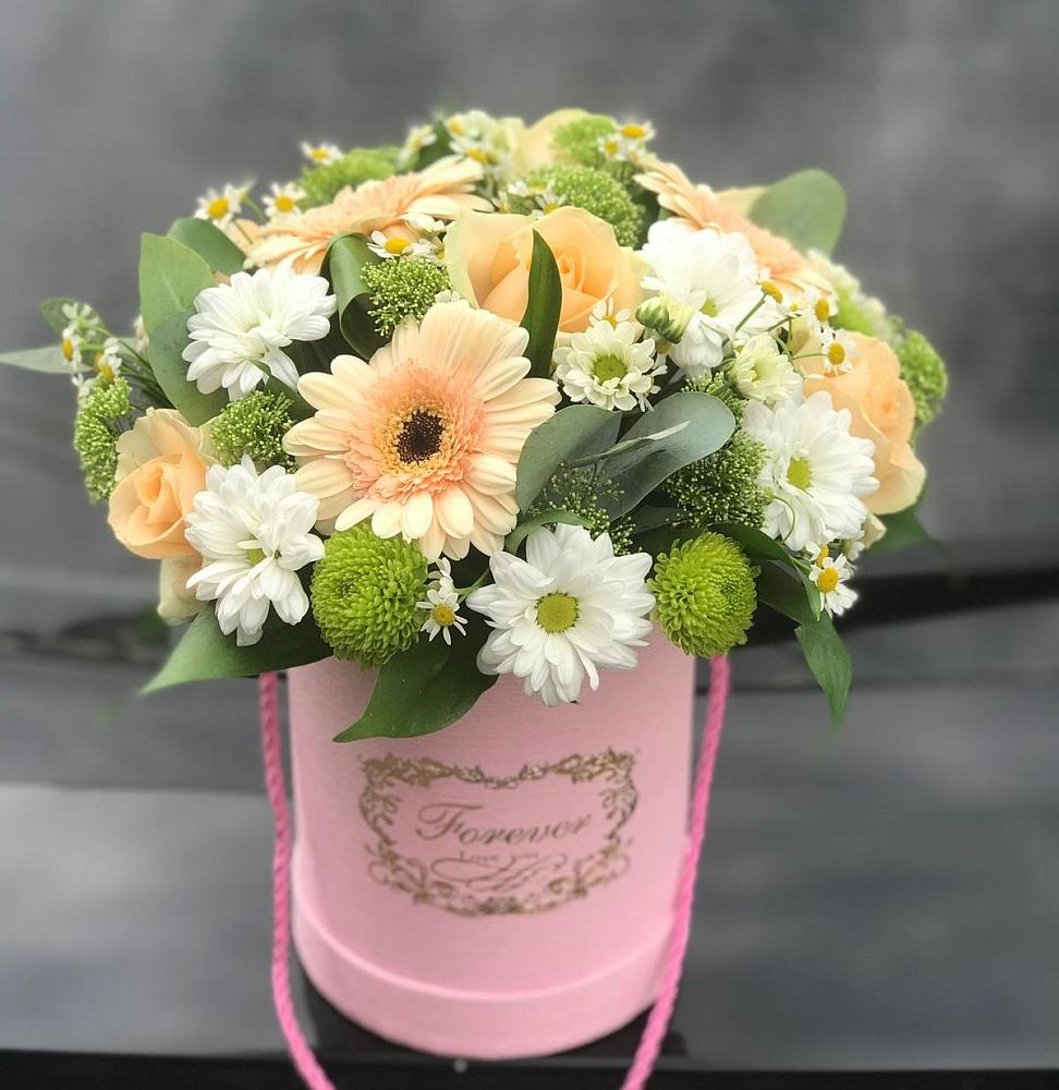 Цветочная композиция из Розы, Герберы и Хризантемы в шляпной коробке в Ровное