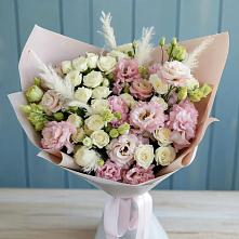 Букет цветов из:  Альстромерии и Розы в Ровное
