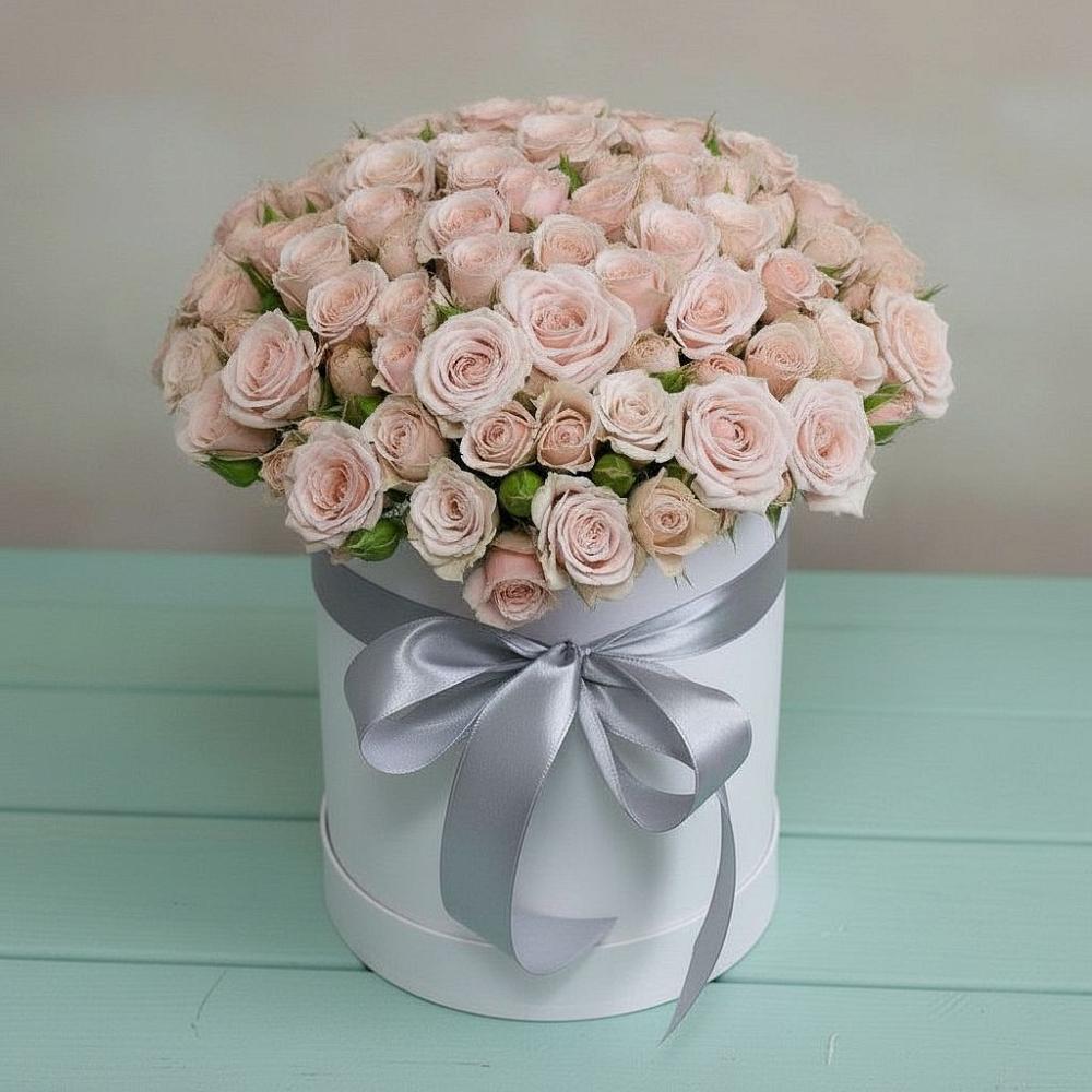 Цветочная композиция из Розы в шляпной коробке в Ровное